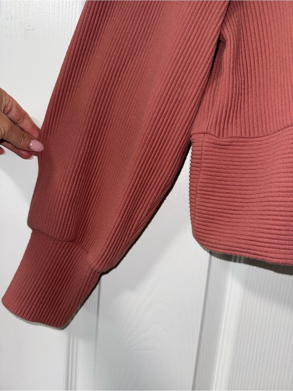 Varley Women's Crewneck Sweater in Dusty Rose - Picture 4 of 6